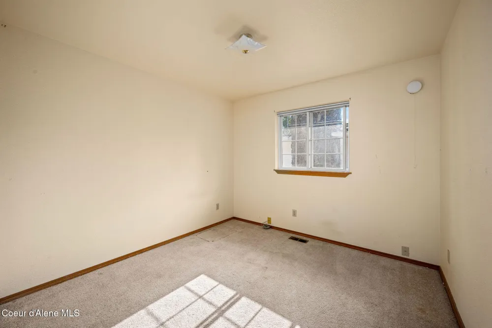 11494 AVONDALE LOOP Hayden, ID 83835