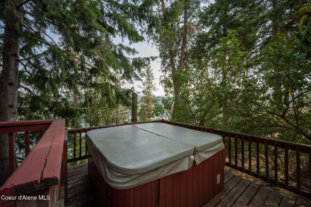 11494 AVONDALE LOOP Hayden, ID 83835
