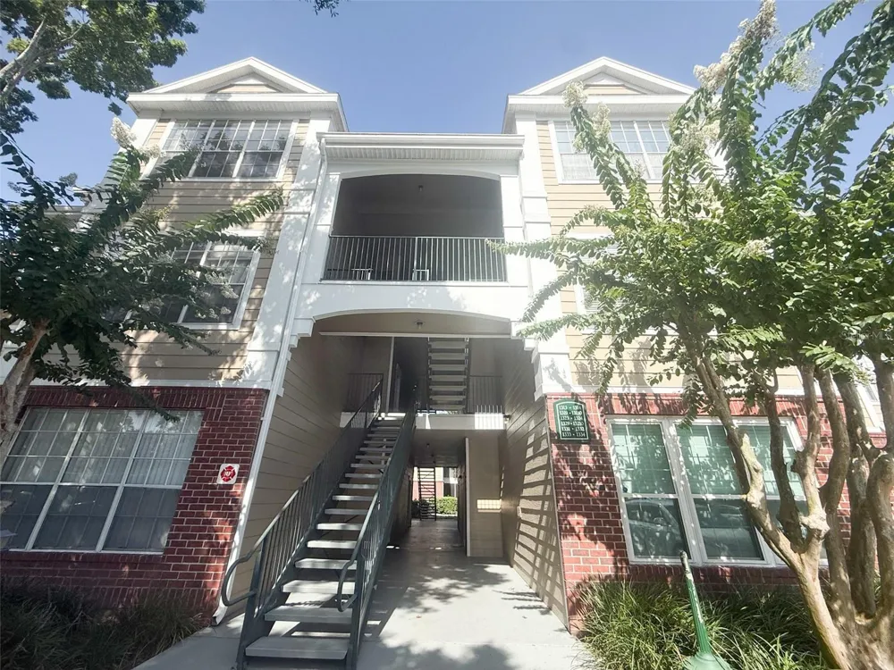 13003 PLANTATION PARK CIRCLE #13110