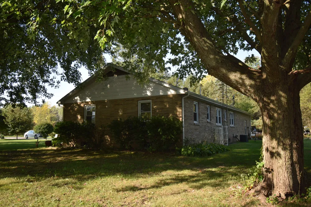 60772 61st Avenue Hartford, MI 49057