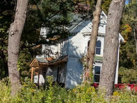 24 Reed Avenue Croton Falls, NY 10560