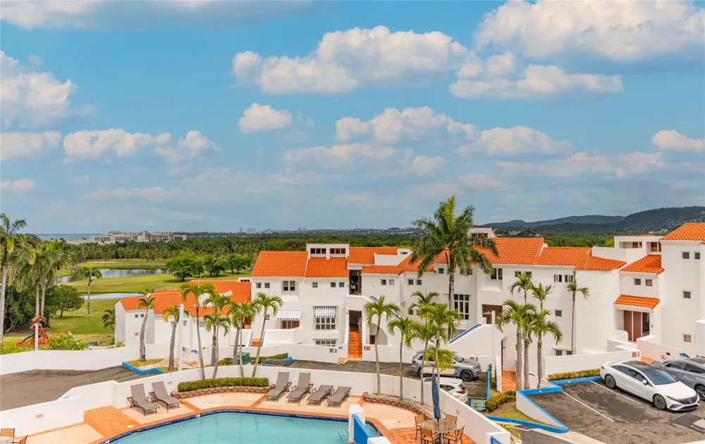 6000 RIO MAR BLVD VILLA LAS BRISAS #4A Rio Grande, PR 00745