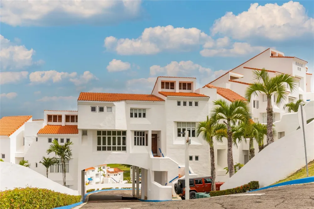 6000 RIO MAR BLVD VILLA LAS BRISAS #10A Rio Grande, PR 00745