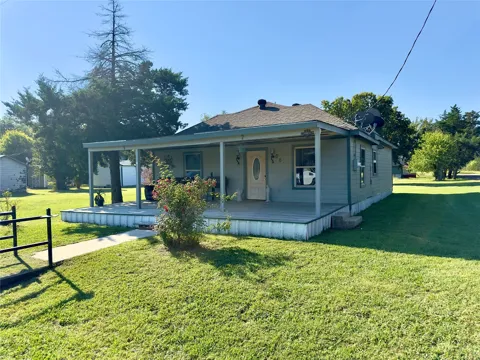 200 E South Street