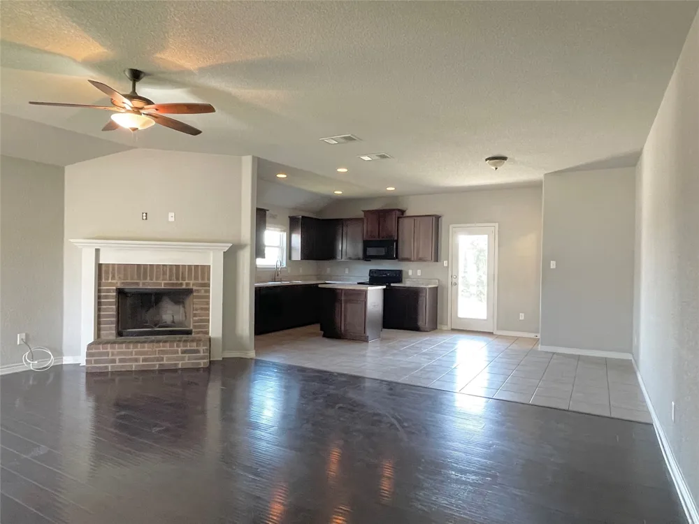 2525 Elk Creek Street Temple, TX 76504