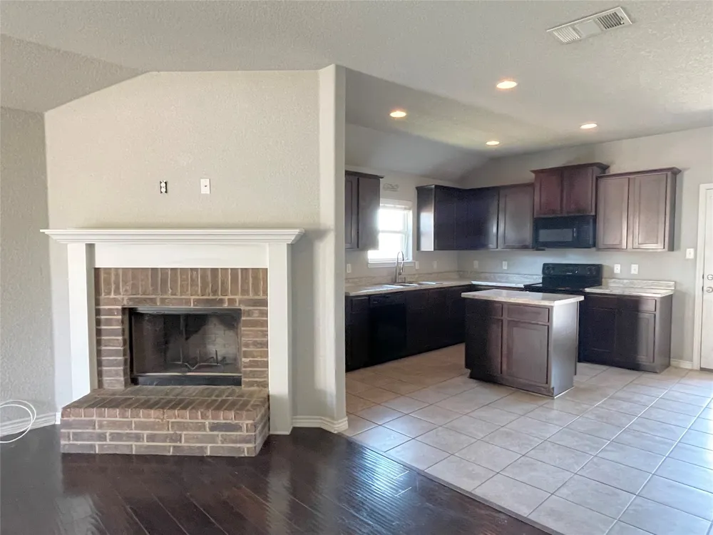 2525 Elk Creek Street Temple, TX 76504