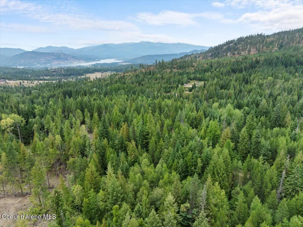 NKA 20-AC Schneiders Road Sagle, ID 83860