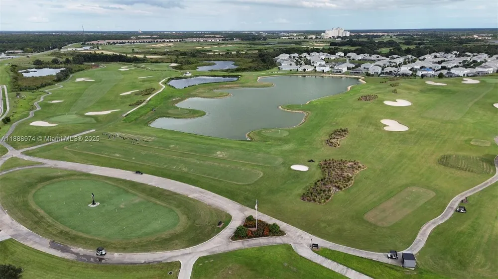 962 splash Shot  Pl Kissimmee, FL 33896