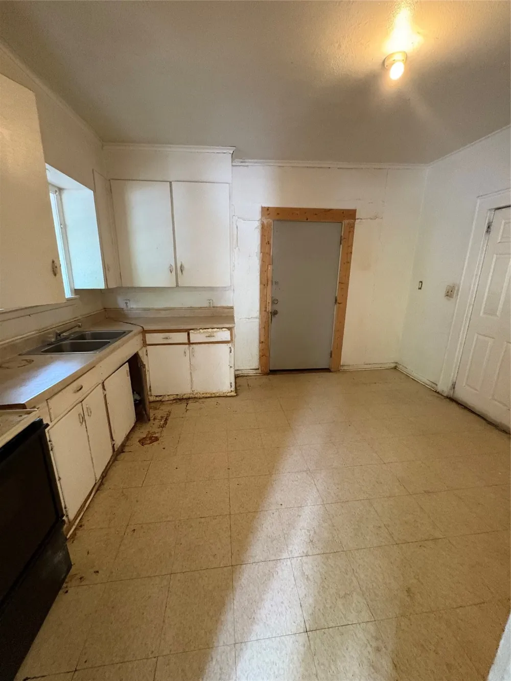 1124 Leander Street Shreveport, LA 71104