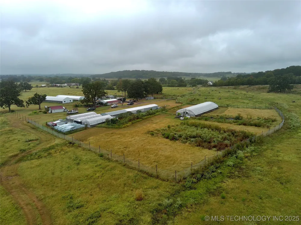 11238 Liberty Hill Road Cameron, OK 74932
