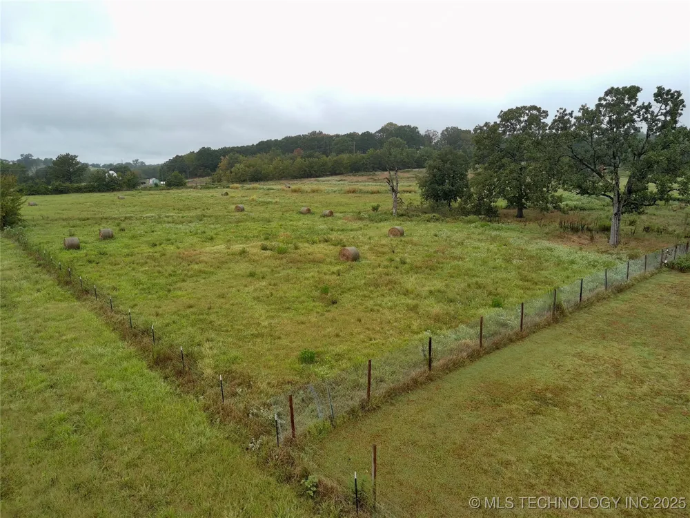 11238 Liberty Hill Road Cameron, OK 74932