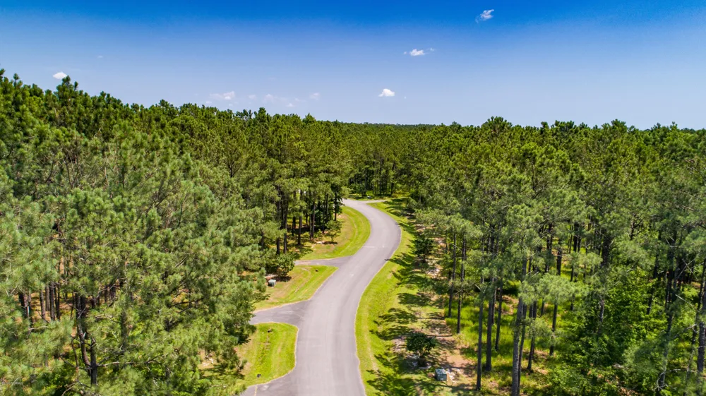 28 Madison Avenue Oriental, NC 28571