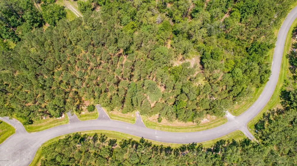 28 Madison Avenue Oriental, NC 28571