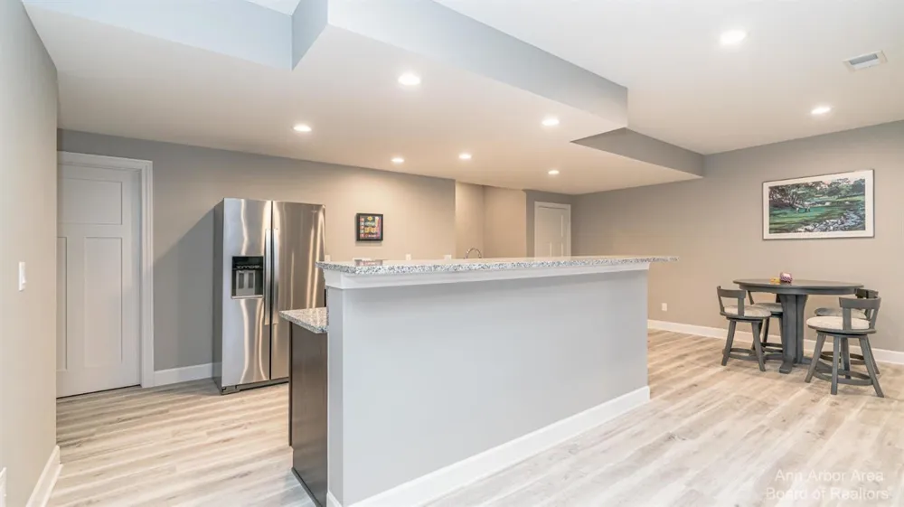 7106 Black Cherry Lane Saline, MI 48176