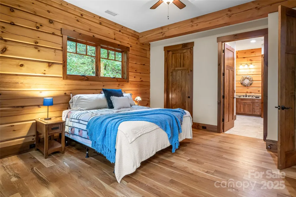 635 Whisper Mountain Drive Leicester, NC 28748
