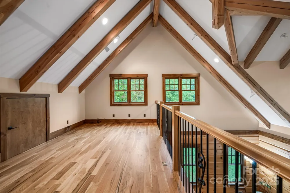 635 Whisper Mountain Drive Leicester, NC 28748