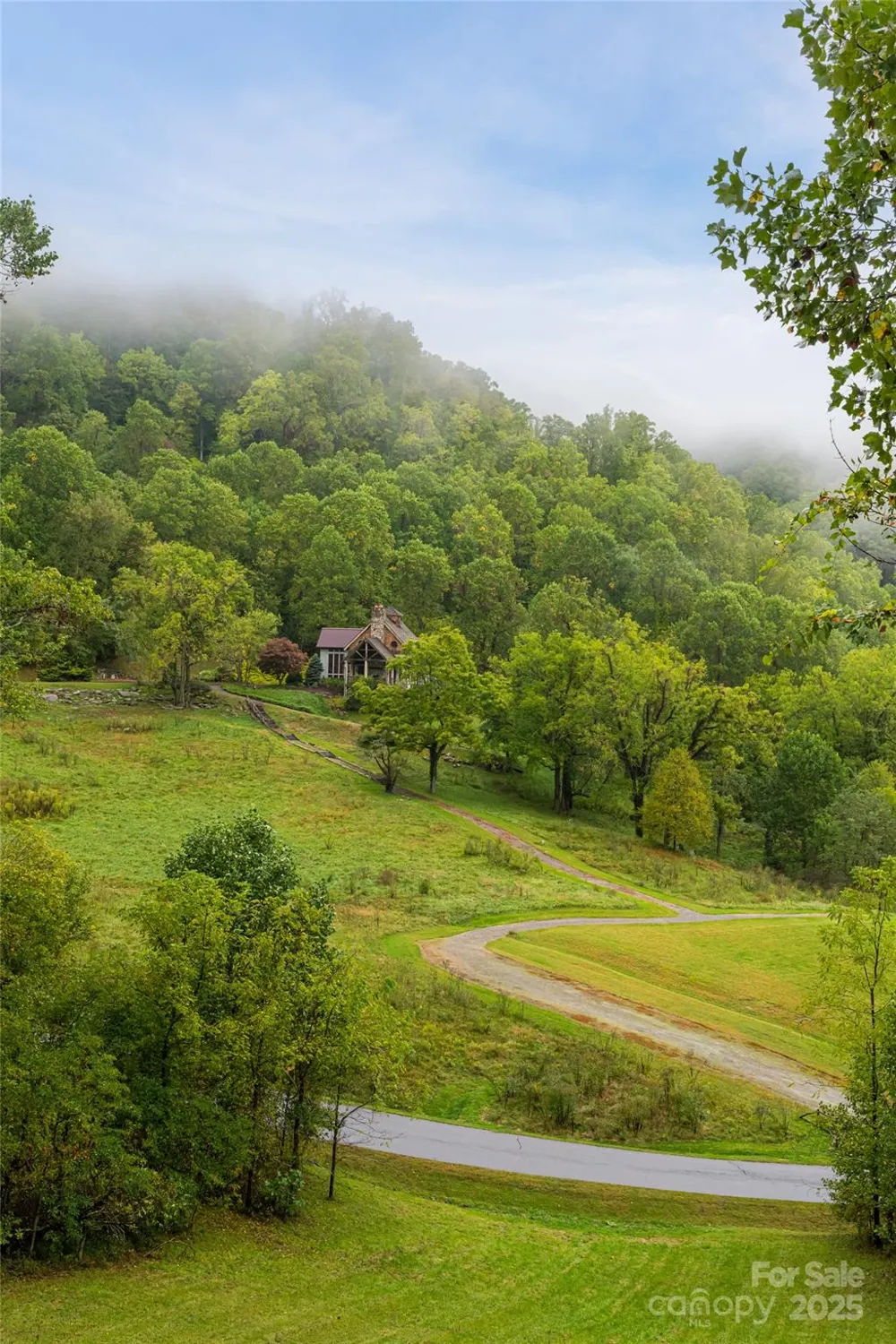 635 Whisper Mountain Drive Leicester, NC 28748