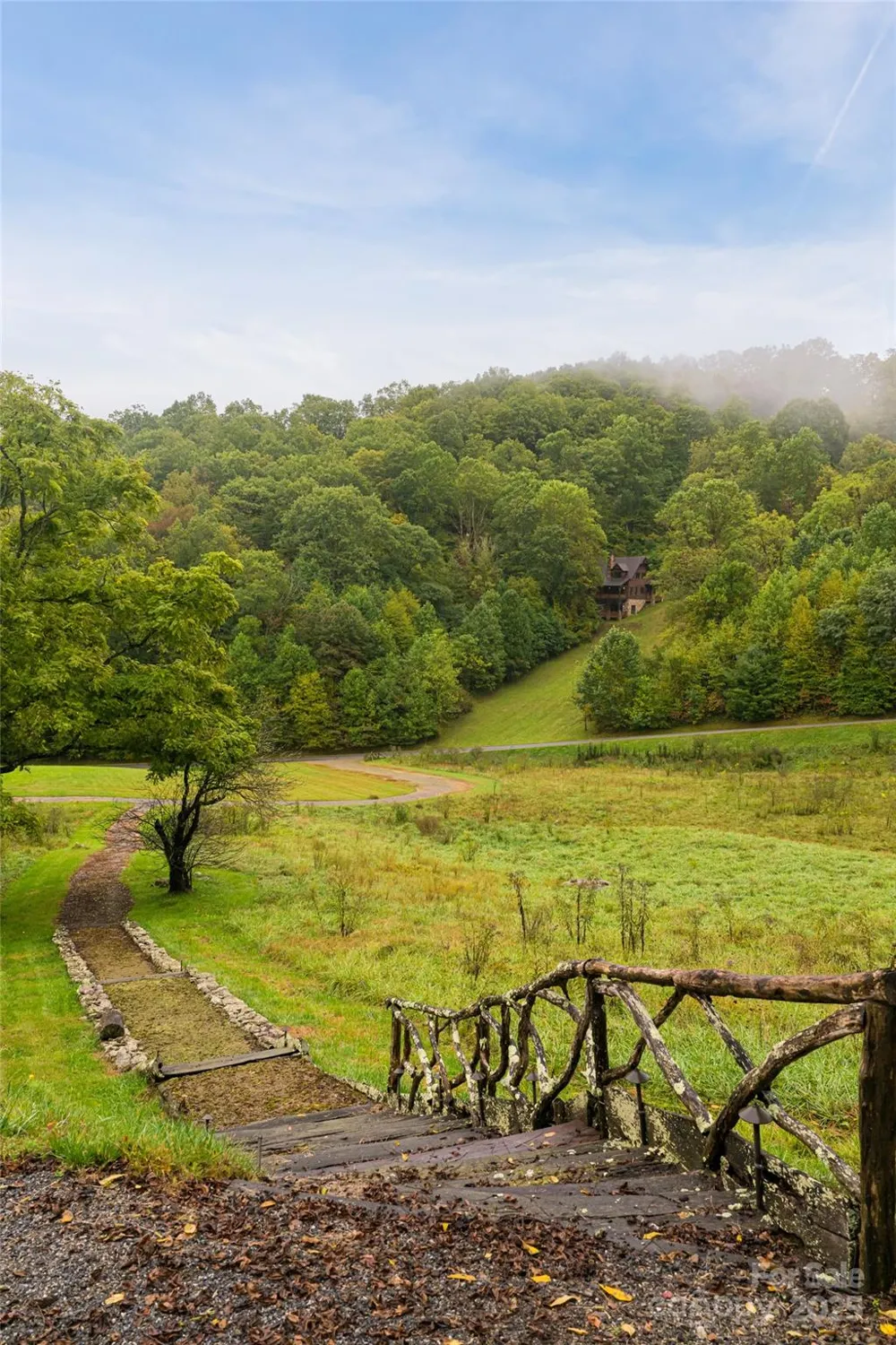 635 Whisper Mountain Drive Leicester, NC 28748
