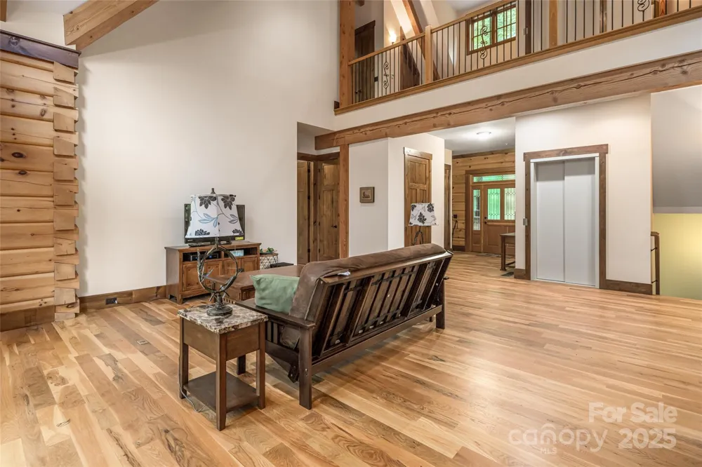635 Whisper Mountain Drive Leicester, NC 28748