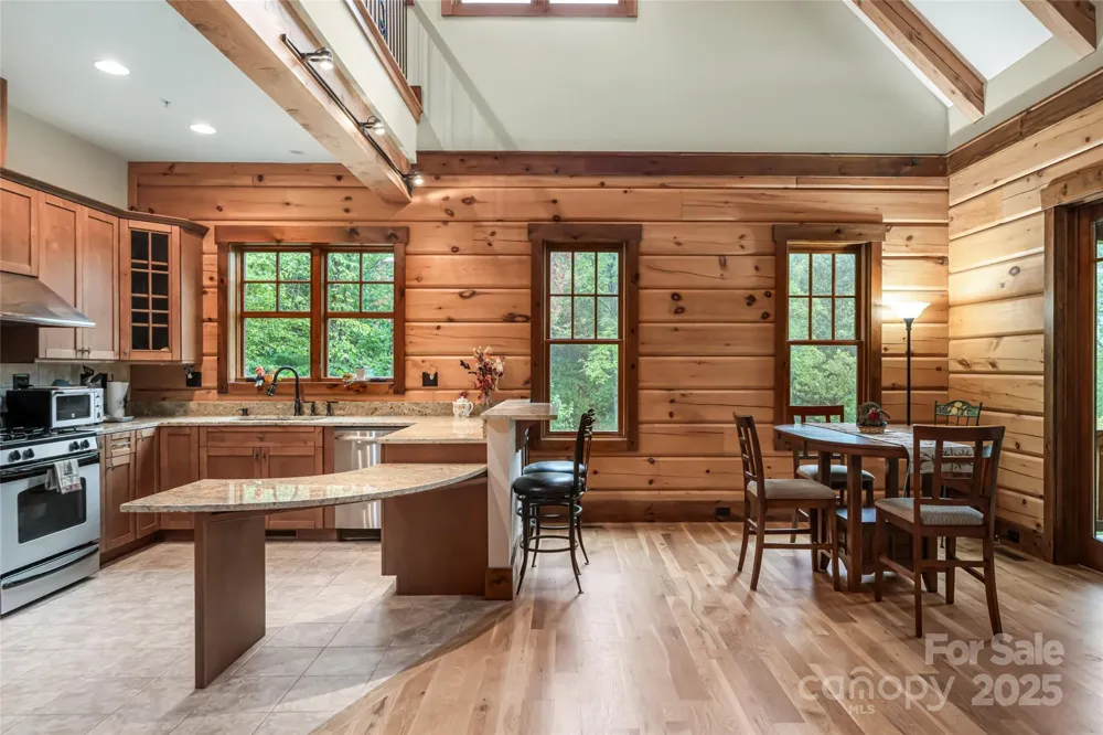 635 Whisper Mountain Drive Leicester, NC 28748
