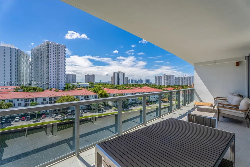 3250 NE 188th St #603 Aventura, FL 33180