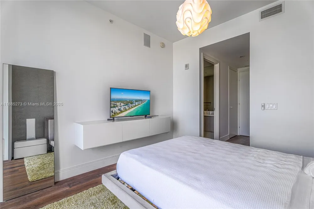 3250 NE 188th St #603 Aventura, FL 33180