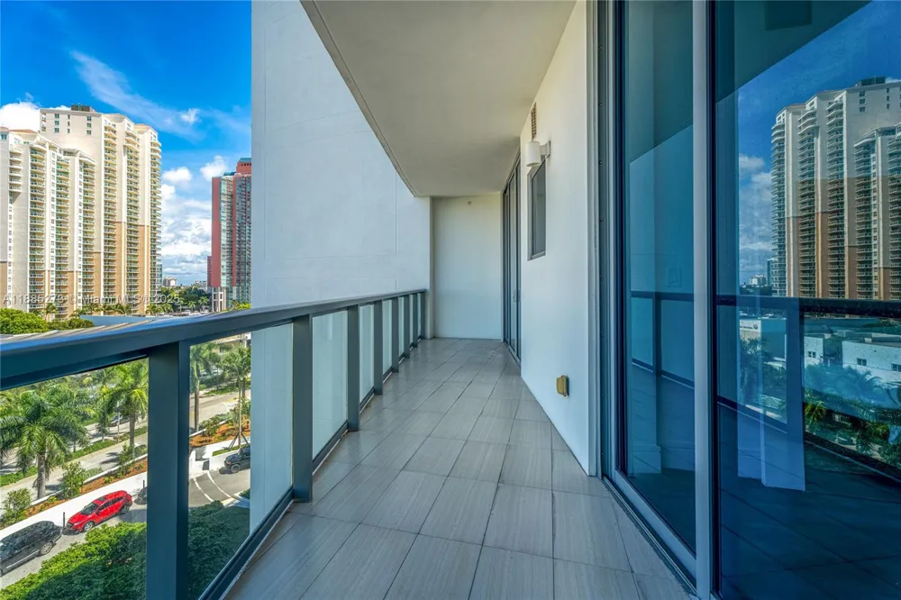 3250 NE 188th St #603 Aventura, FL 33180