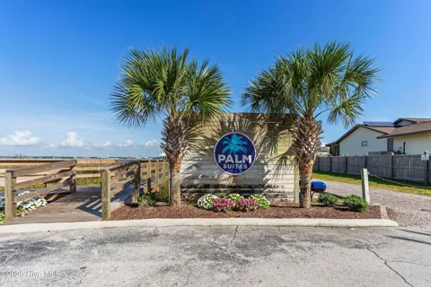 602 W Ft Macon Road #117