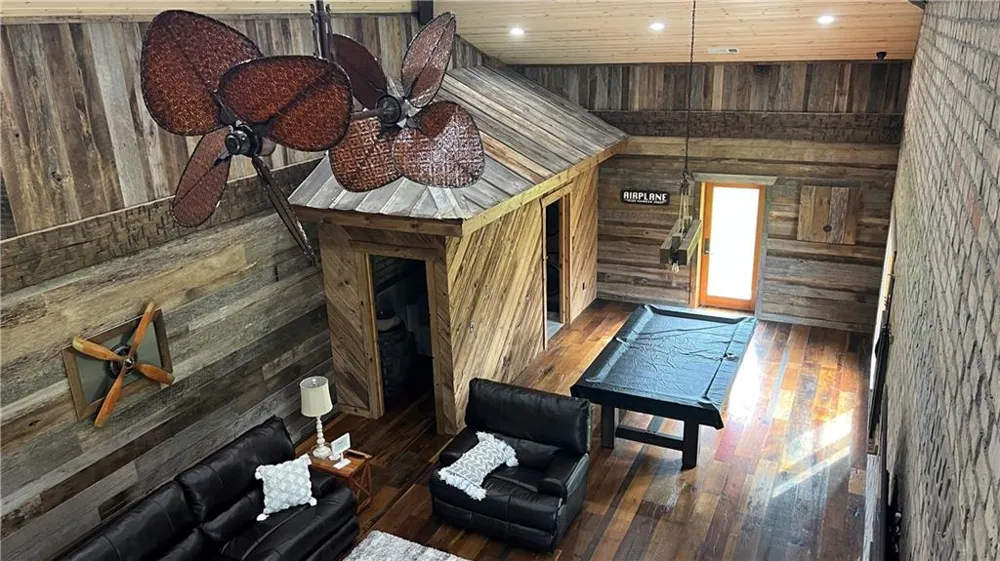807 Sewell Road Lavonia, GA 30553