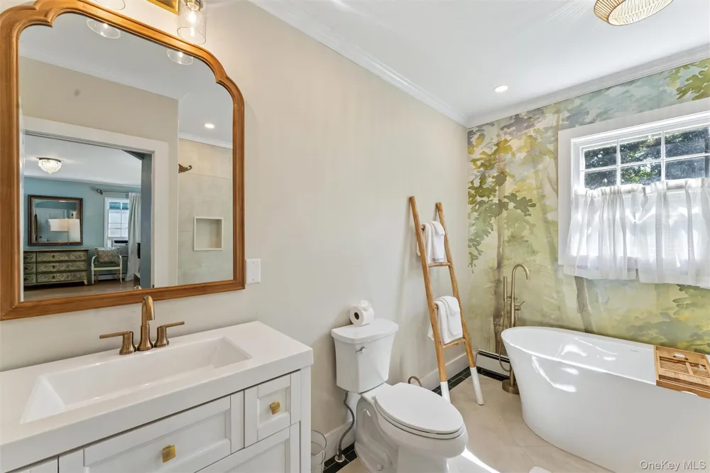 35 Sheppard Street Quiogue, NY 11978