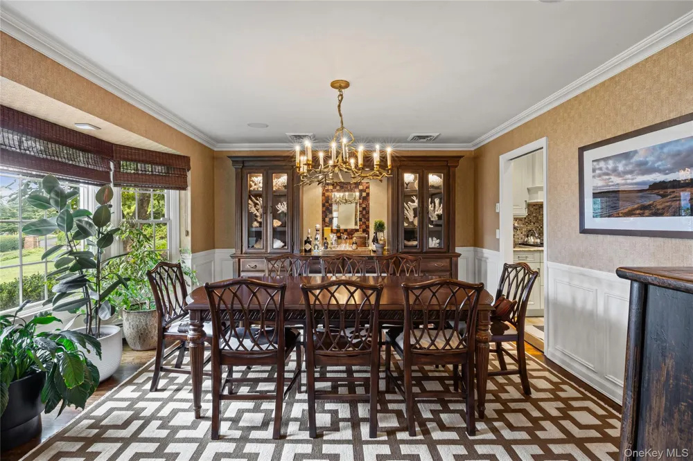 336 Bay Avenue Huntington Bay, NY 11743