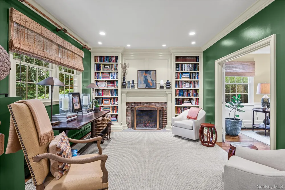 336 Bay Avenue Huntington Bay, NY 11743