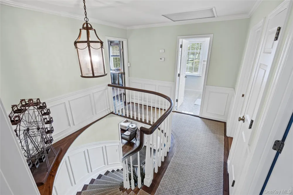 336 Bay Avenue Huntington Bay, NY 11743