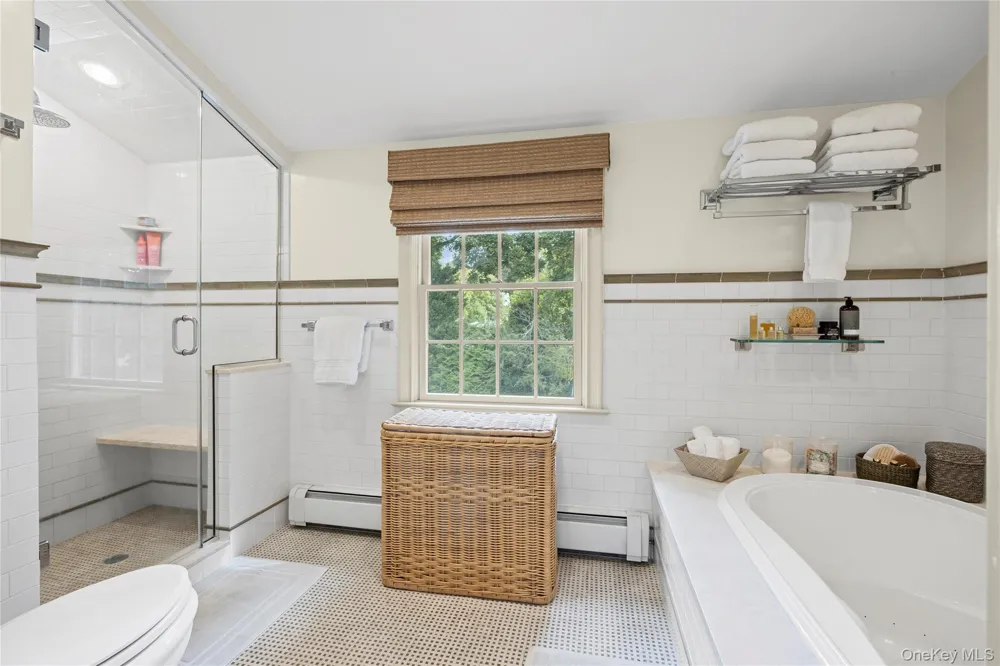 336 Bay Avenue Huntington Bay, NY 11743