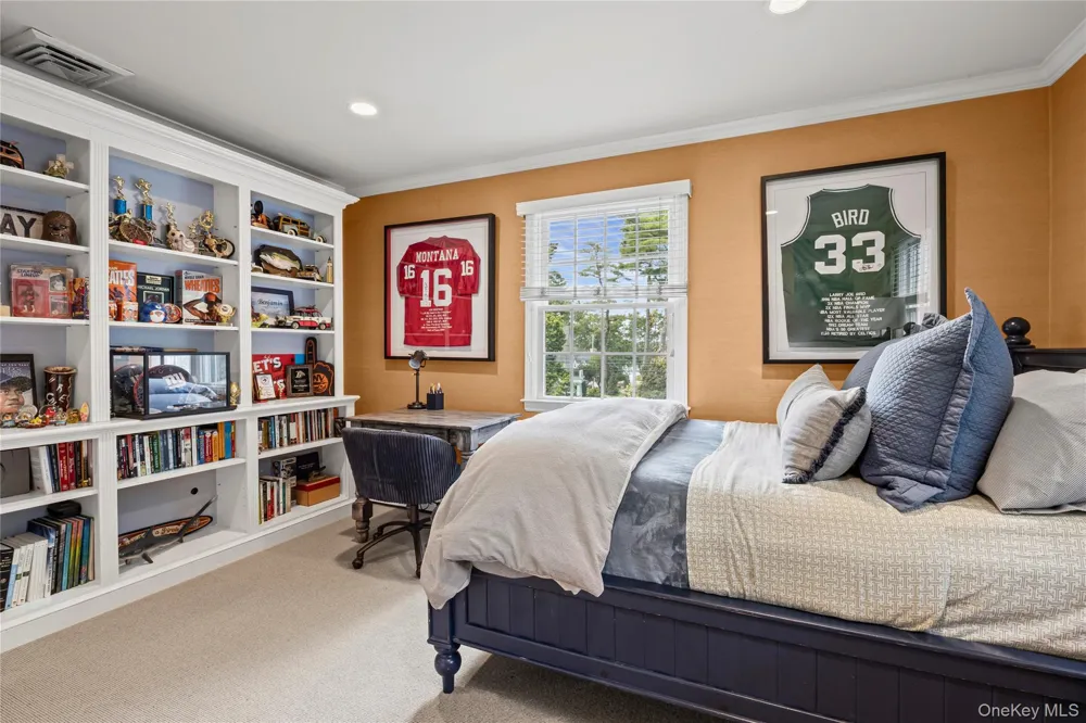 336 Bay Avenue Huntington Bay, NY 11743