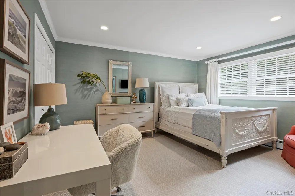 336 Bay Avenue Huntington Bay, NY 11743