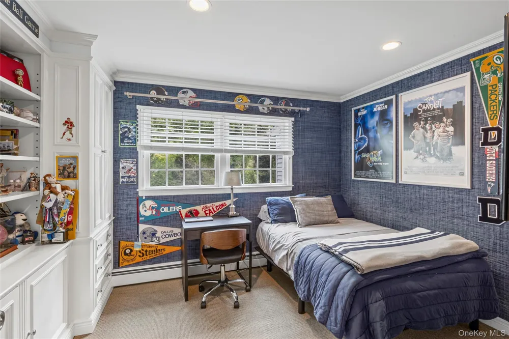 336 Bay Avenue Huntington Bay, NY 11743