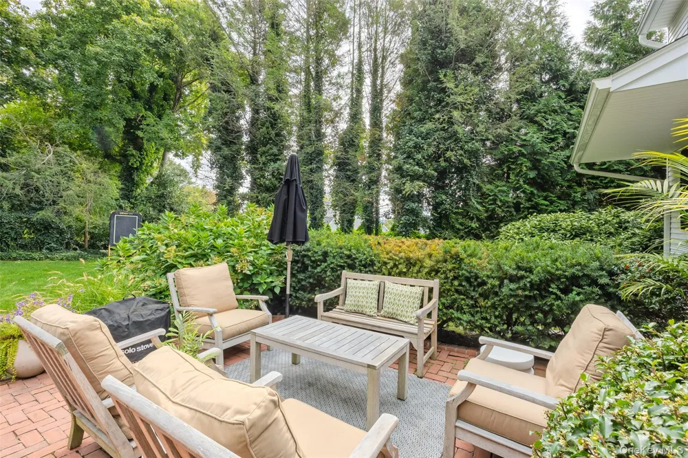336 Bay Avenue Huntington Bay, NY 11743