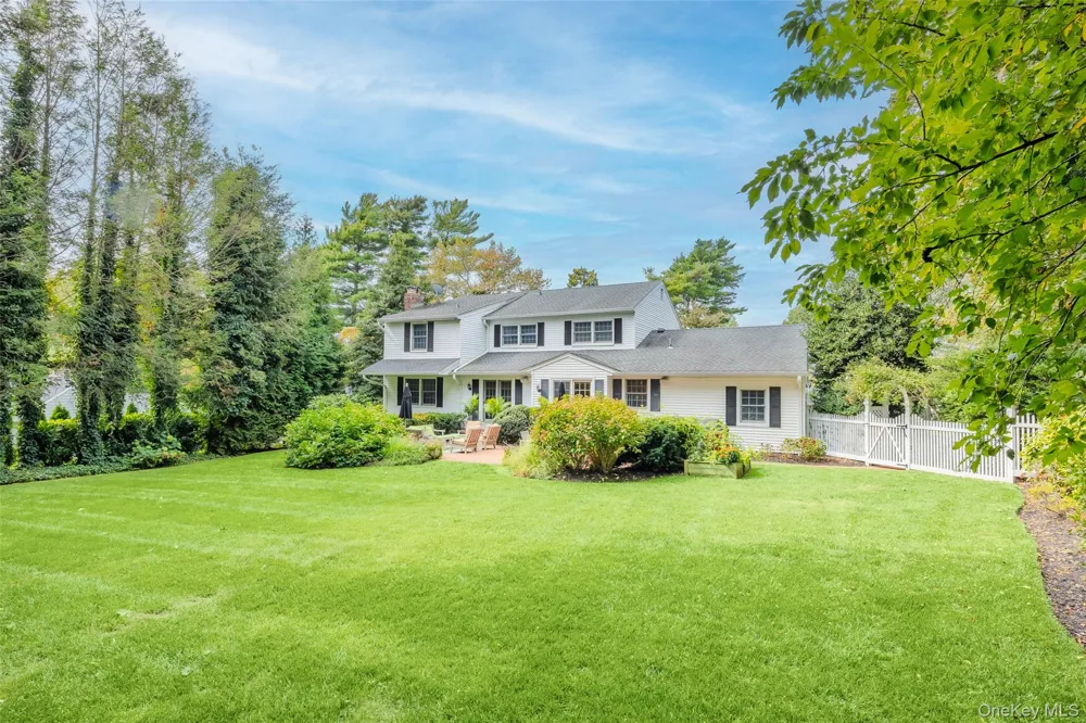336 Bay Avenue Huntington Bay, NY 11743