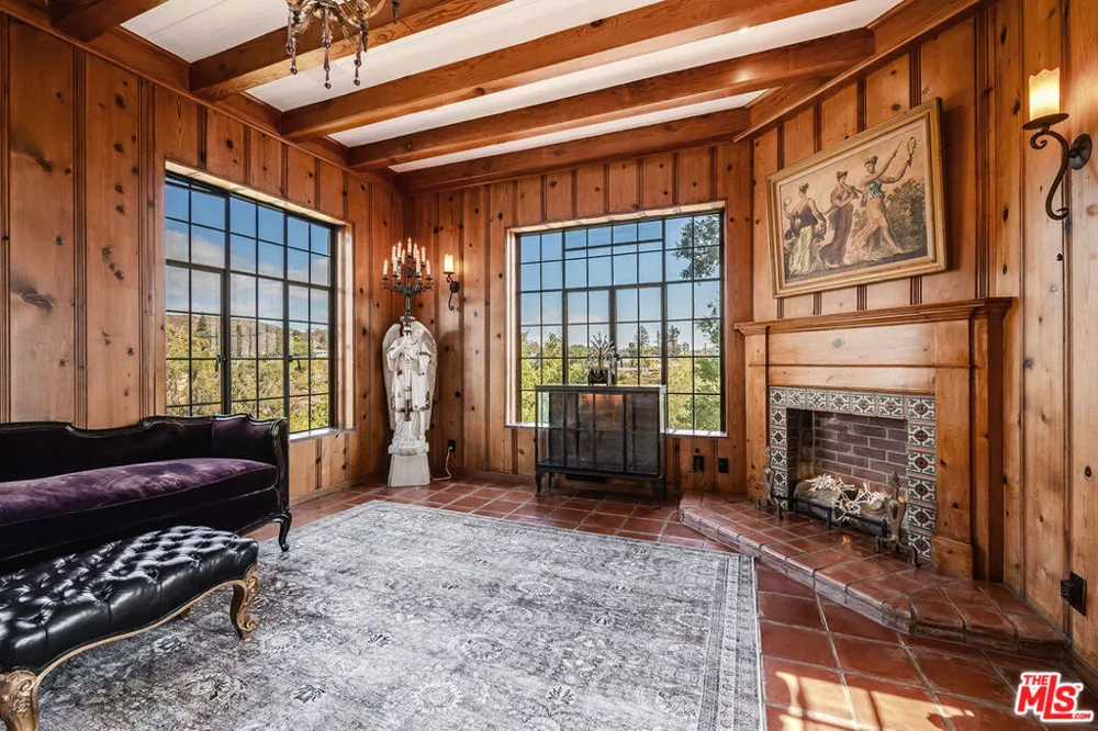 1046 Chautauqua Boulevard Pacific Palisades, CA 90272