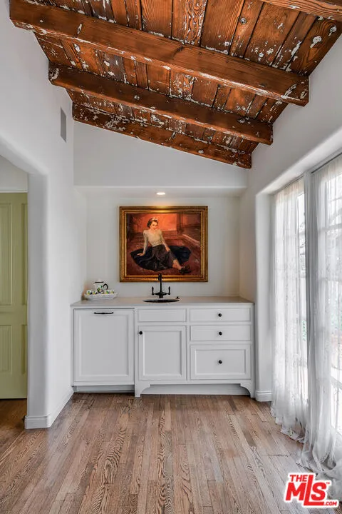 1046 Chautauqua Boulevard Pacific Palisades, CA 90272