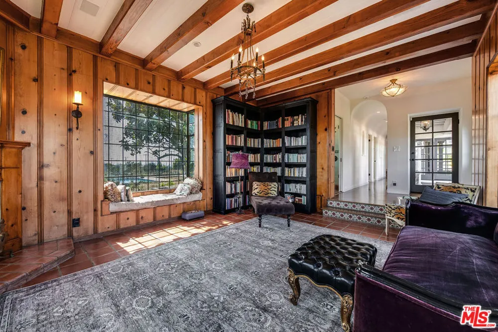 1046 Chautauqua Boulevard Pacific Palisades, CA 90272