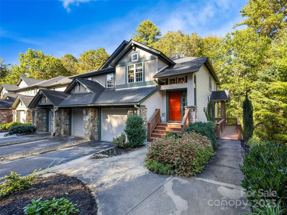 73 Ridgetop Circle #303 Brevard, NC 28712