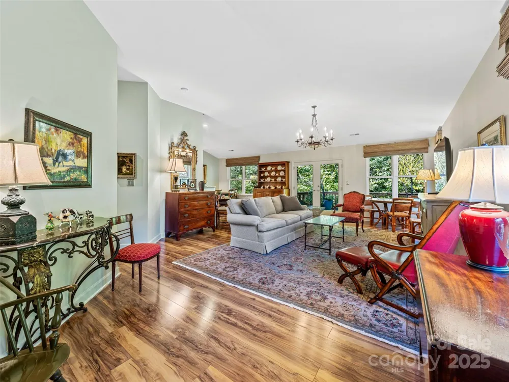 73 Ridgetop Circle #303 Brevard, NC 28712