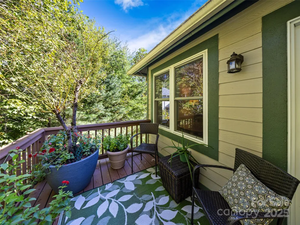 73 Ridgetop Circle #303 Brevard, NC 28712