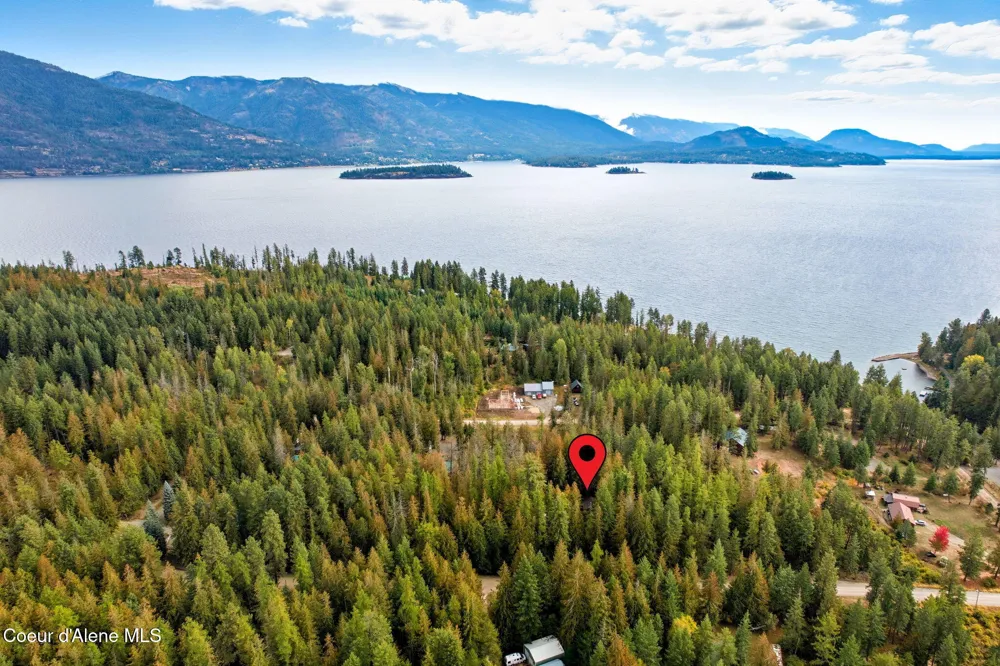 113 Martin Bay Loop Sagle, ID 83860