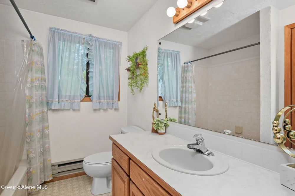 113 Martin Bay Loop Sagle, ID 83860