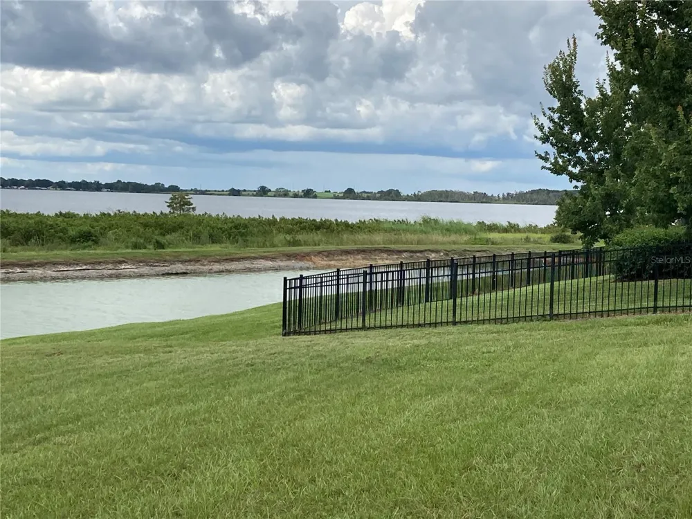 493 ADAMS VIEW LANE Auburndale, FL 33823
