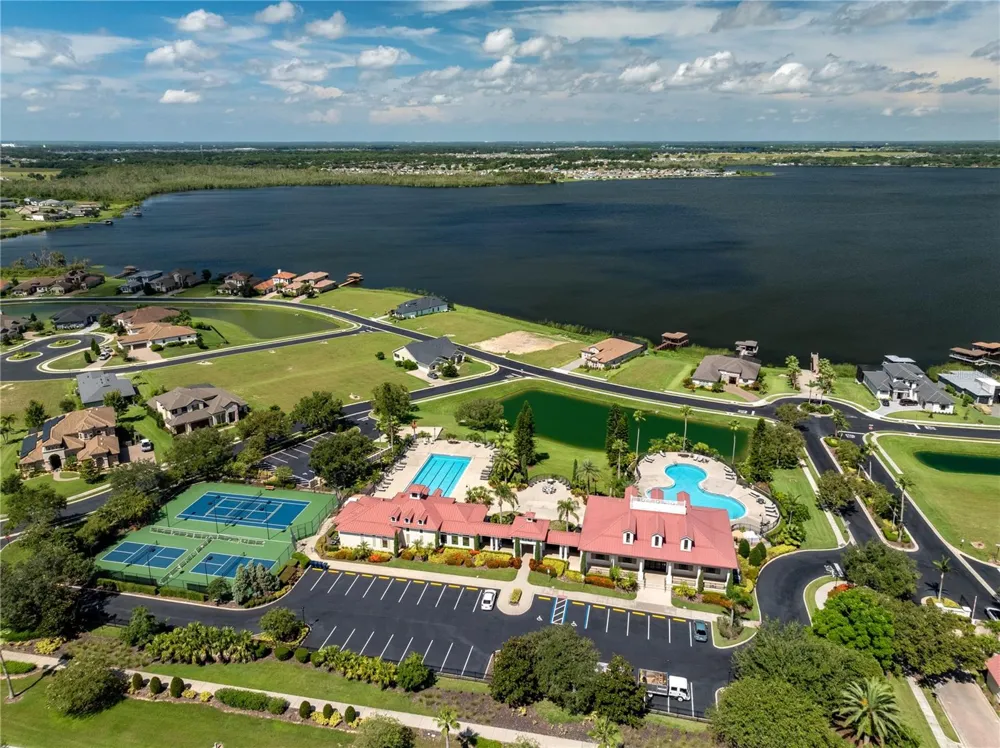 493 ADAMS VIEW LANE Auburndale, FL 33823