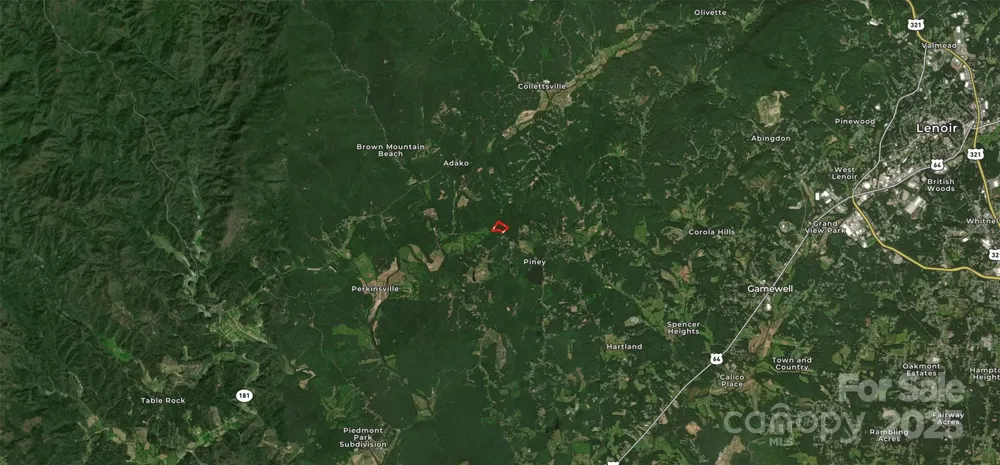2500 Playmore Beach Road Lenoir, NC 28645